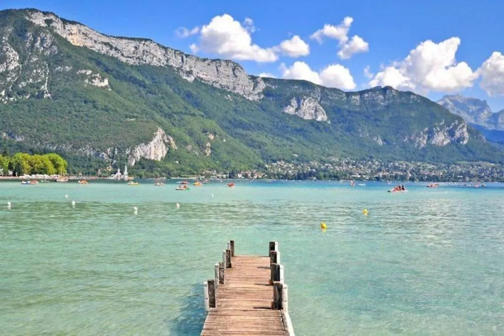 Appartement T1 Proche Annecy à Epagny Metz-Tessy France
